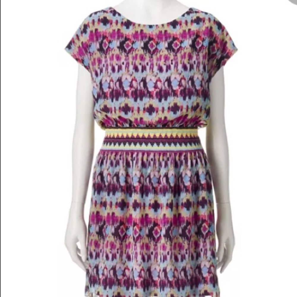 Fifth & Park bohemian short dress short sleeve aztec print size medium